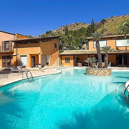 فندق In With Pool Near Temples أغريجنتو